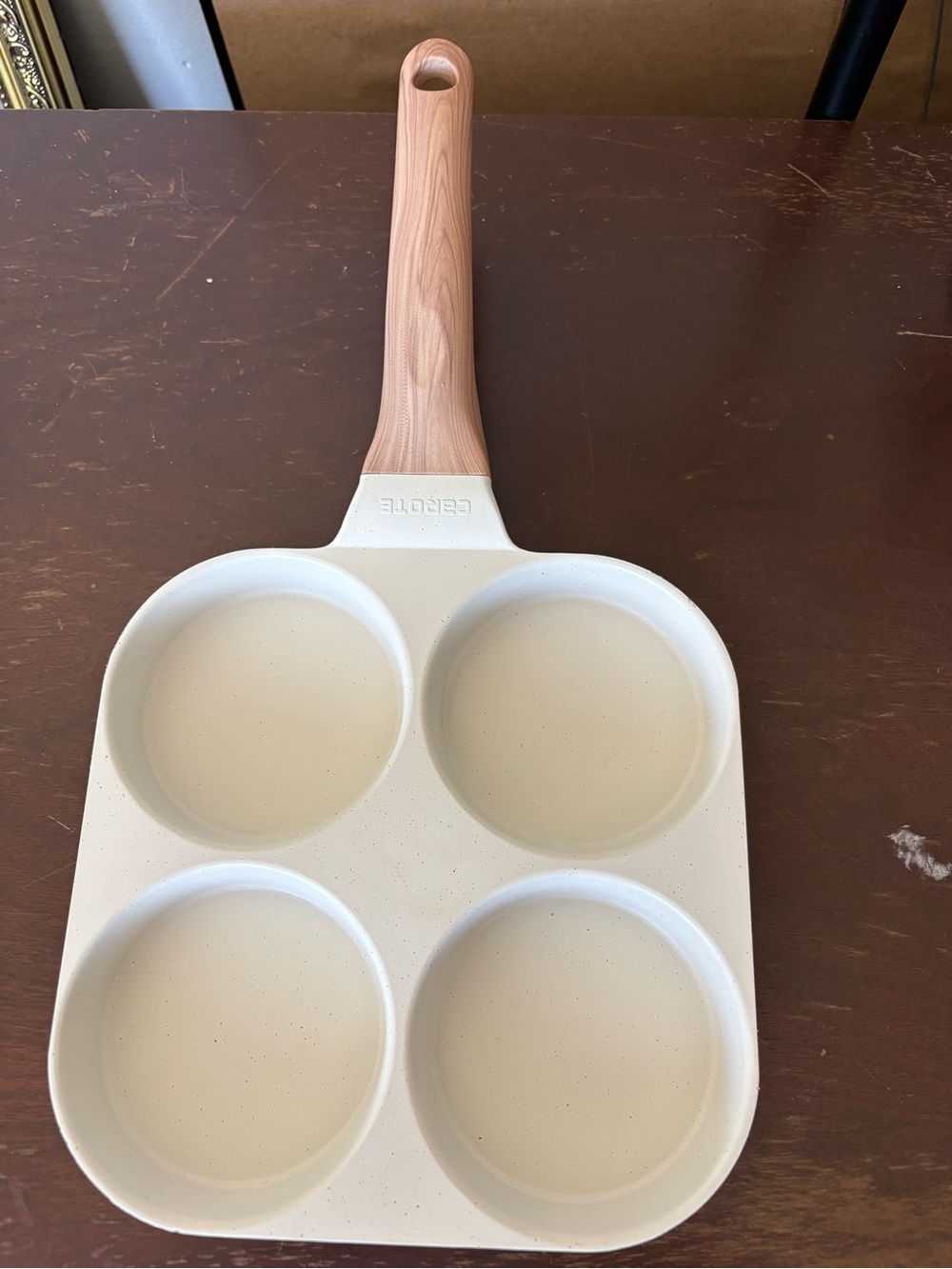 4-Cup Cream Nonstick Egg & Pancake Pan with Wood-Effect Handle